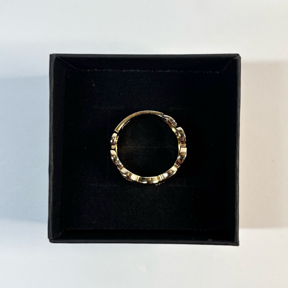 18k yellow gold-plated patterned ring with CZ accents - Picture 5 of 7
